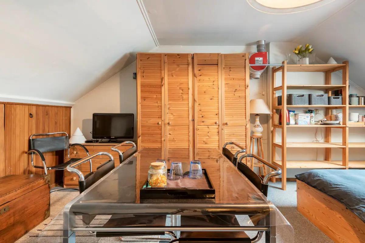 Cozy Room In Residential Alkmaar - Free Parking Extérieur photo